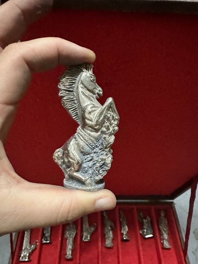 Ajedrez de Plomo Figuras Orientales.
pieza unica