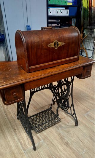 Máquina de coser Singer vintage