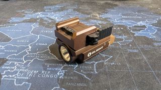 Linterna Olight PL Mini 2 Valkyrie Táctica