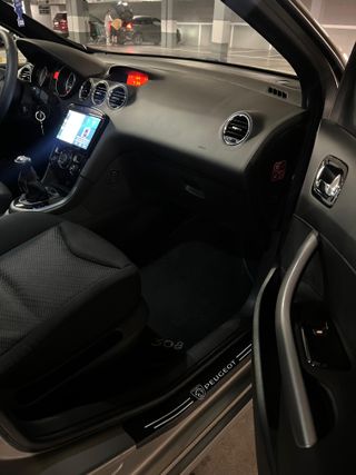 Peugeot 308 2010