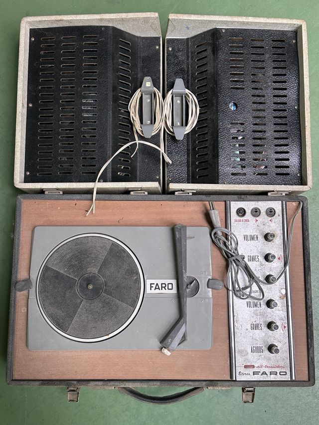 Toca discos vintage Faro