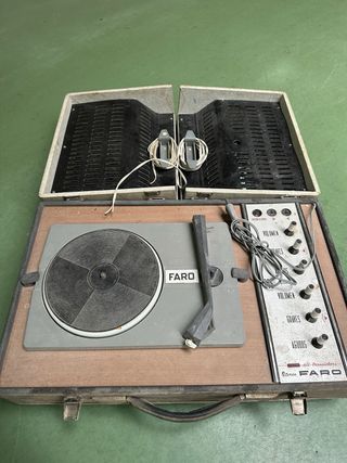 Toca discos vintage Faro
