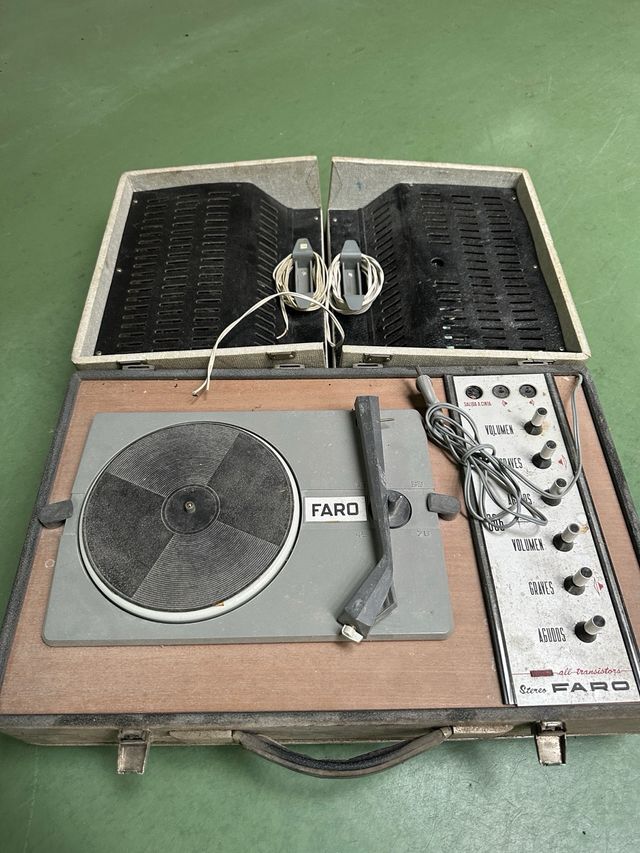 Toca discos vintage Faro