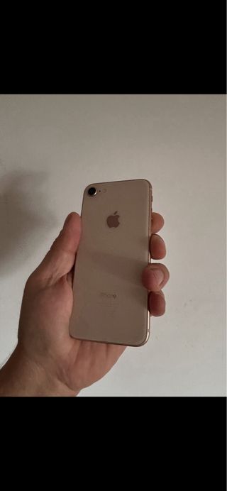 iPhone 8 64GB Oro