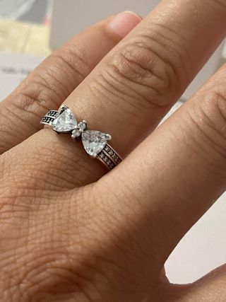 Anillo Pandora Lazo Transparente Plata