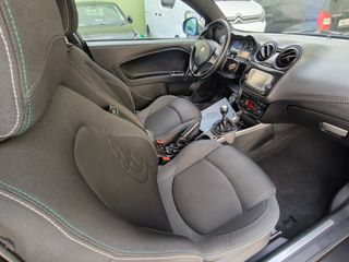 Alfa Romeo MiTO 2013 quadrifoglio