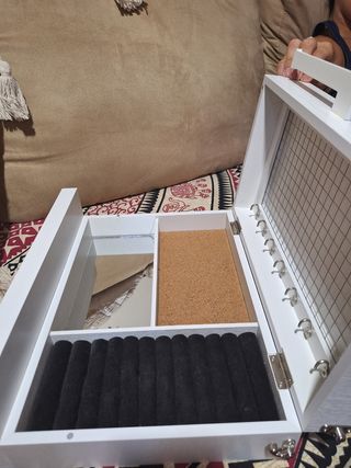 Joyero de madera para colgar