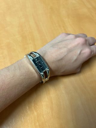 Reloj Kimio Brazalete Metálico Mujer