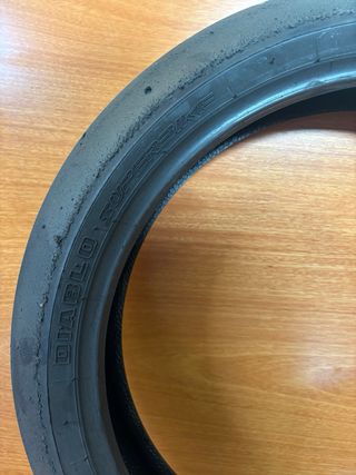 NEUMÁTICOS SLICK MOTO 3