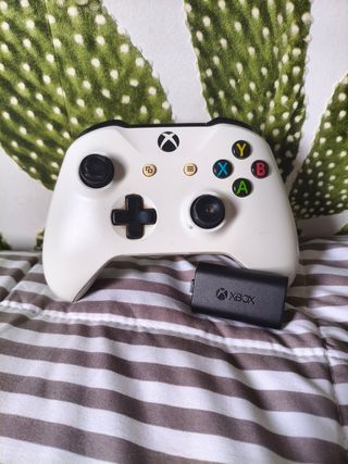 Mando Xbox One S Blanco