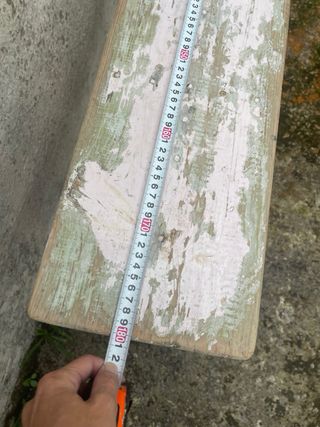 Banco de madera antiguo