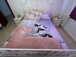 Cama de matrimonio con somier 