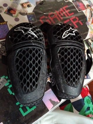 Chaqueta Bionic Alpinestars Talla L/XL y rodillera