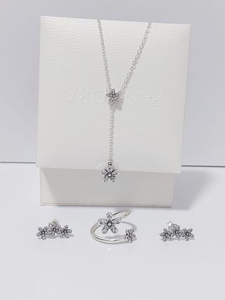 Conjunto Pandora Flores Plata