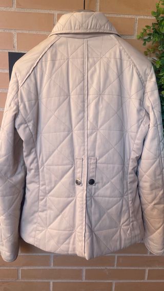 Abrigo Zara Beige Acolchado