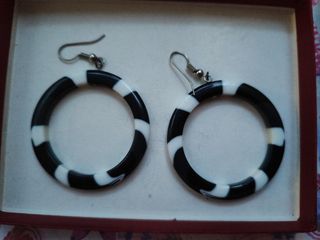 Pendientes Aro Rayas Blanco y Negro
