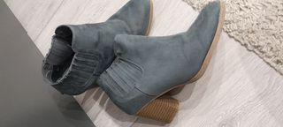 Botines Teal.azulados.  talla 40/41