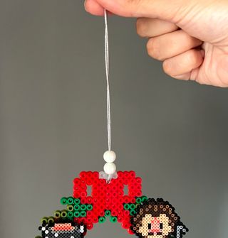 Adorno Navidad Solo en Casa hama Beads