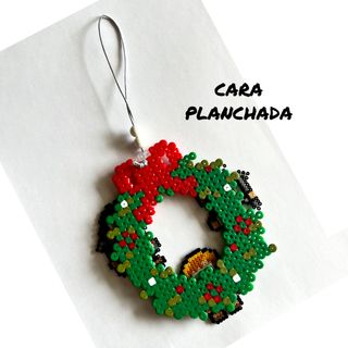Adorno Navidad Solo en Casa hama Beads