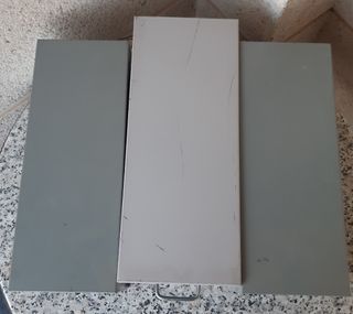 Tres archivadores metalicos