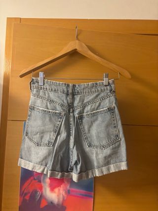 Pantalón corto vaquero