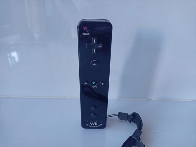 2x Wii Remote Neri con Motion Plus Integrato