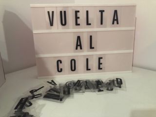 Caja de luz con letras Flying Tiger