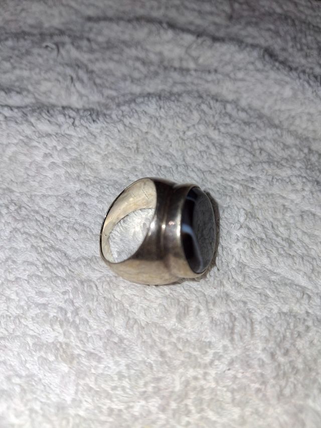 Anillo Plata con Onix Rayado.