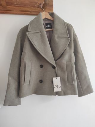 Abrigo Zara Talla S 
nuevo 
