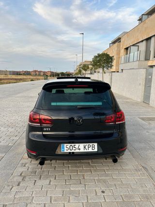 Volkswagen Golf GTI 6