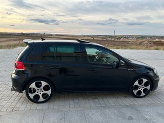 Volkswagen Golf GTI 6