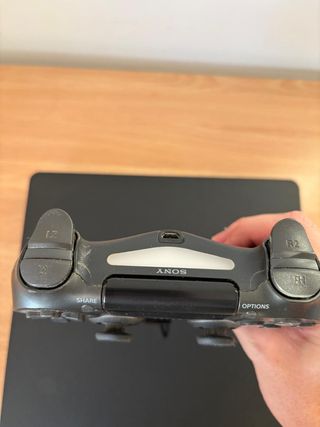 Consola PlayStation 4 Slim Negra