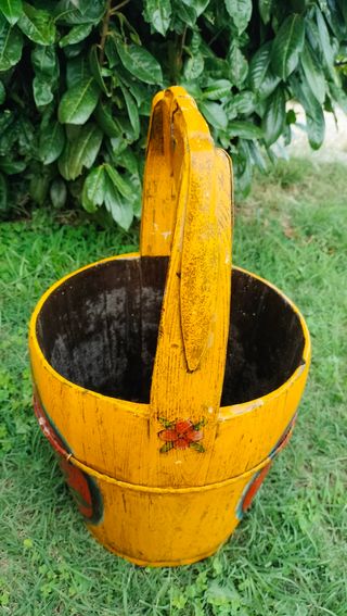 Secchio in legno decorato stile olandese