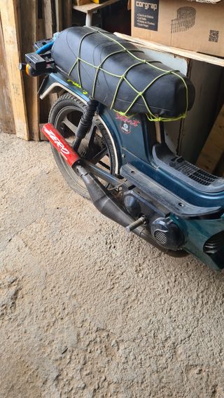 Derbi Variant Bola 8