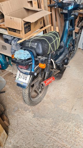 Derbi Variant Bola 8