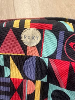 Mochila Roxy con estampado geométrico
