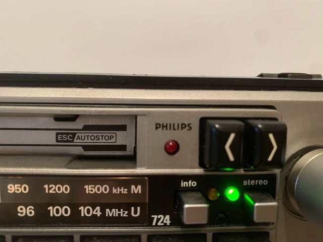 Autorradio Philips Clásico Estéreo
