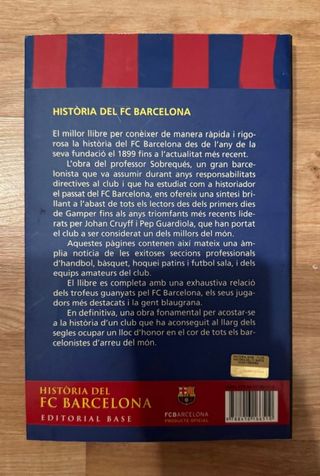 Varios libros en catalán y castellano