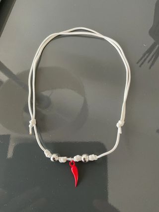 Collana choker corno rosso