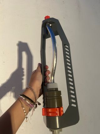 Sistema de riego Gardena para jardín