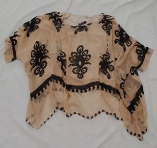 Poncho Beige y Negro Talla Única