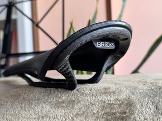Sillín Brooks Cambium C13 145 carbono