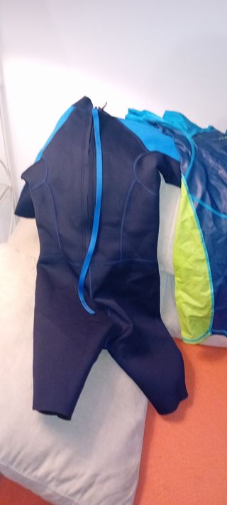 Trajes de Neopreno Decathlon Tallas 6-12