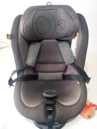 Silla de coche infantil gris Isofix 