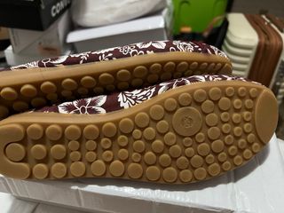 Bailarinas estampadas color burdeos  talla 41