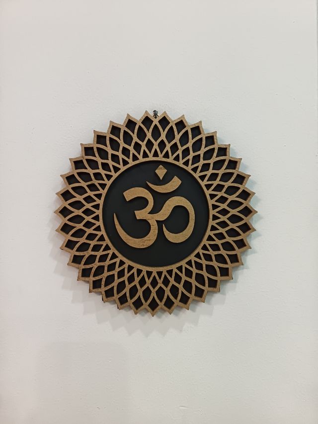 Mandala in Legno Decorazione Murale, ohm, bambulè