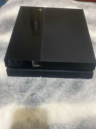 PS4 (PlayStation 4) con Mando y Juegos