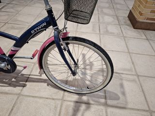 Bicicleta Decathlon 24 Azul y Rosa