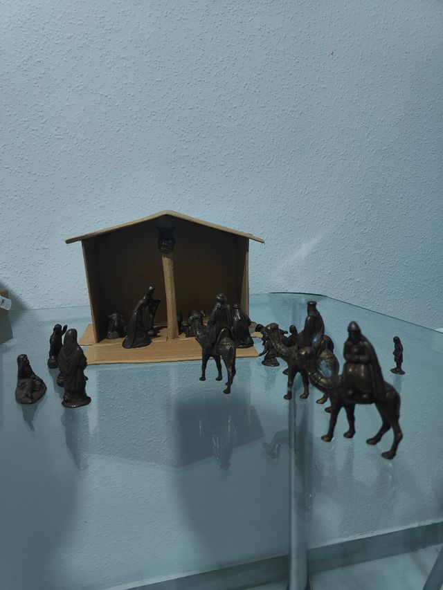 Figure dei Tre Re in metallo di Belén