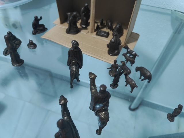 Figure dei Tre Re in metallo di Belén